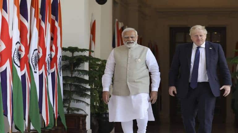 ब्रिटेन के PM बोरिस जॉनसन बोले- 'गुजरात में जिस तरह मेरा स्वागत हुआ ऐसा लगा जैसे मैं सचिन तेंदुलकर और अमिताभ बच्चन हूं'
