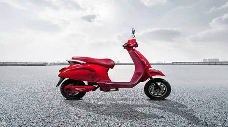 Electric Scooter: तेलंगाना में इलेक्ट्रिक स्कूटर की बैटरी फटने से 80 वर्षीय शख्स की मौत, पत्नी और पोता गंभीर रूप से झुलसे Electric Scooter: तेलंगाना में इलेक्ट्रिक स्कूटर की बैटरी फटने से 80 वर्षीय शख्स की मौत, पत्नी और पोता गंभीर रूप से झुलसे