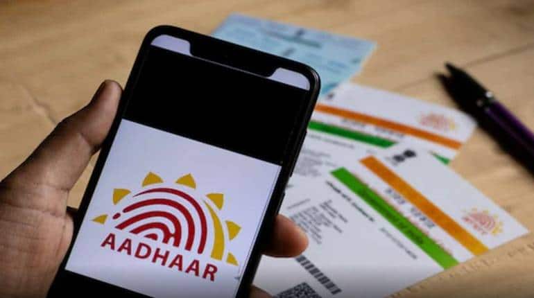Aadhar Alert: UIDAI ने कैंसिल किये 6 लाख फेक आधार नंबर, चेक करें कहीं ये आपका तो नहीं
