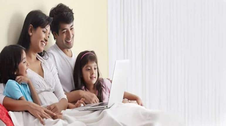 बच्चों के नाम से करें इनवेस्टमेंट, टैक्स सेविंग के साथ फ्यूचर भी होगा सिक्योर बच्चों के नाम से करें इनवेस्टमेंट, टैक्स सेविंग के साथ फ्यूचर भी होगा सिक्योर