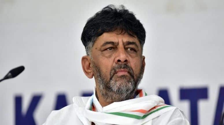 अघोरियों की मदद से कर्नाटक सरकार गिराने की साजिश! डिप्टी सीएम शिवकुमार बोले- मेरे और CM सिद्धरमैया के खिलाफ किया जा रहा शत्रु भैरवी यज्ञ