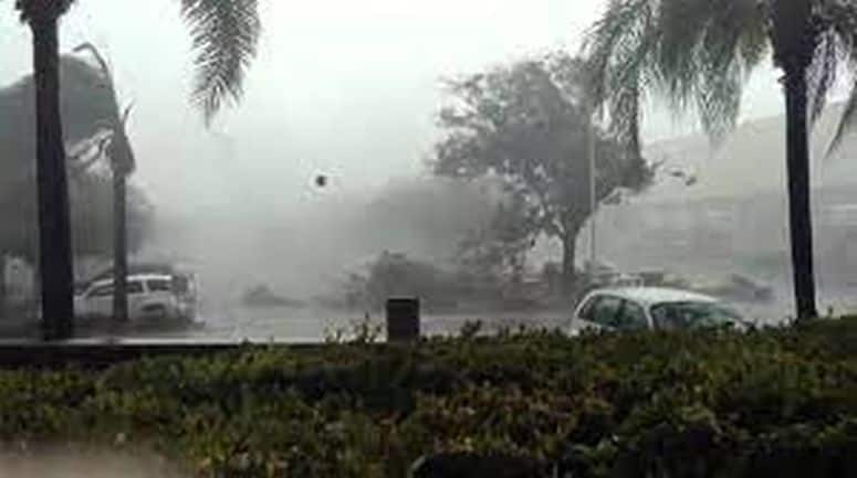 Weather News Updates: देहरादून में बादल फटा, वैष्णोदेवी यात्रा फिर से हुई शुरू, ओडिशा में चक्रवात की चेतावनी नहीं