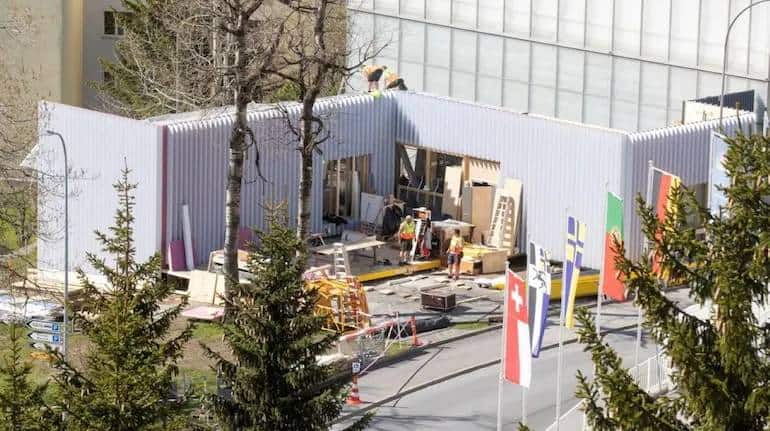 WEF Davos 2022 : Oxfam ने कहा, कोरोना के दौरान 573 लोग बिलियनेयर बने, अमीरों पर वेल्थ टैक्स लगाने से घटेगी गरीबी WEF Davos 2022 : Oxfam ने कहा, कोरोना के दौरान 573 लोग बिलियनेयर बने, अमीरों पर वेल्थ टैक्स लगाने से घटेगी गरीबी