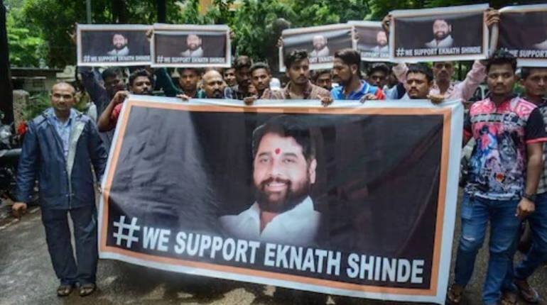 Eknath Shinde: ऑटो चलाने से लेकर शिवसेना चलाने तक, कौन हैं 'ठाणे का ठाकरे' कहे जाने वाले एकनाथ शिंदे Eknath Shinde: ऑटो चलाने से लेकर शिवसेना चलाने तक, कौन हैं 'ठाणे का ठाकरे' कहे जाने वाले एकनाथ शिंदे