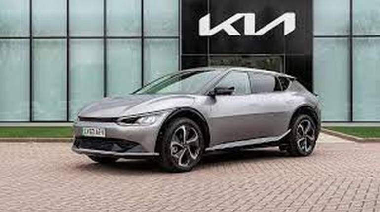Kia EV6 भारत में लॉन्च, शुरुआती कीमत 59.95 लाख रुपये, देखें वेरिएंट, फीचर्स और बैटरी रेंज की पूरी डिटेल Kia EV6 भारत में लॉन्च, शुरुआती कीमत 59.95 लाख रुपये, देखें वेरिएंट, फीचर्स और बैटरी रेंज की पूरी डिटेल