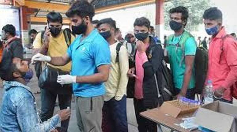 भारत में चौथी लहर से पहले रूस में मिला Omicron का एक और खतरनाक वेरिएंट, इन लक्षणों पर रखें नजर