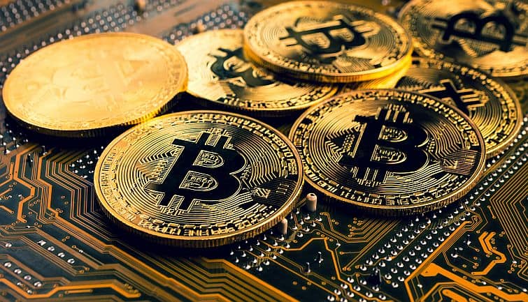 Cryptocurrency Prices Today: लाल निशान में बिटकॉइन और ईंथर, Dogecoin में दिखी सबसे ज्यादा बढ़त