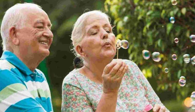 Budget 2023 : इंटरेस्ट इनकम पर बढ़े छूट, लॉन्च हो नई फिक्स्ड इनकम स्कीम, सीनियर सिटीजंस की 6 बजट डिमांड Budget 2023 : इंटरेस्ट इनकम पर बढ़े छूट, लॉन्च हो नई फिक्स्ड इनकम स्कीम, सीनियर सिटीजंस की 6 बजट डिमांड