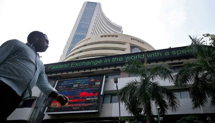 Share Market: शेयर बाजार में लौटी तेजी, सिर्फ 3 दिन में 9 लाख करोड़ रुपये बढ़ी निवेशकों की संपत्ति Share Market: शेयर बाजार में लौटी तेजी, सिर्फ 3 दिन में 9 लाख करोड़ रुपये बढ़ी निवेशकों की संपत्ति