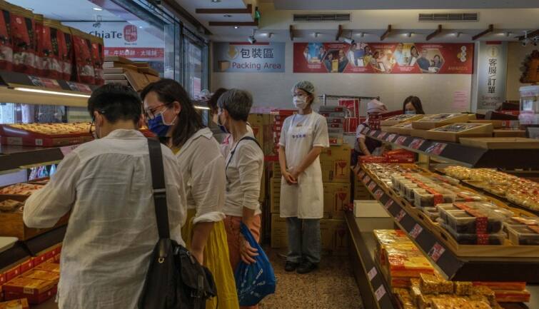 China Data : चीन को जुलाई में लगा झटका, कंज्यूमर और फैक्ट्री डाटा अनुमान से कमजोर