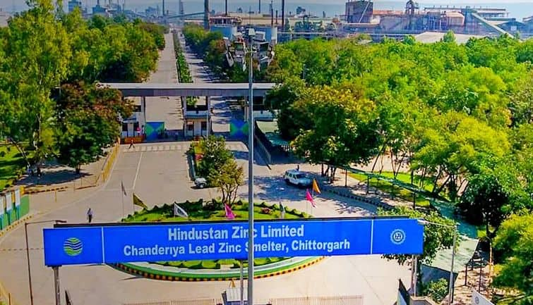 Hindustan Zinc में बाकी 29.53% हिस्सेदारी भी बेचेगी सरकार, बिक्री में मदद के लिए 5 इनवेस्टमेंट बैंकर का किया चयन – Hindustan Zinc stake sale government selects Five investment bankers to assist ICICI Securities Axis