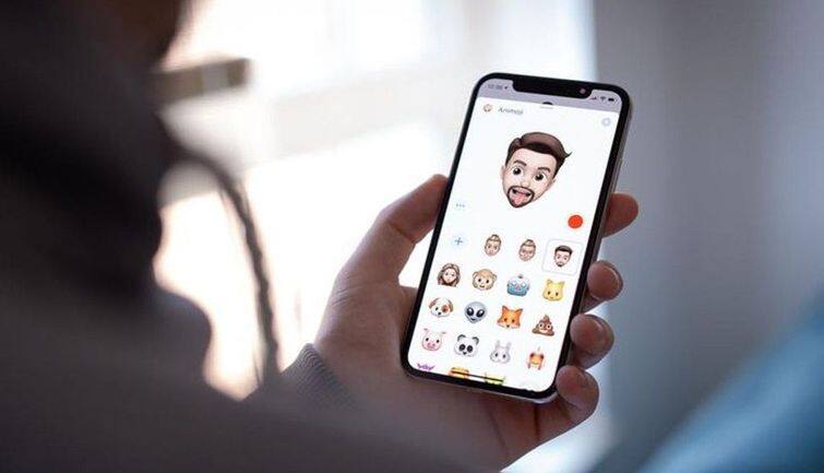 WhatsApp यूजर्स जल्द प्रोफाइल फोटो में लगा सकेंगे अपना 3D-अवतार, आने वाला है यह नया फीचर