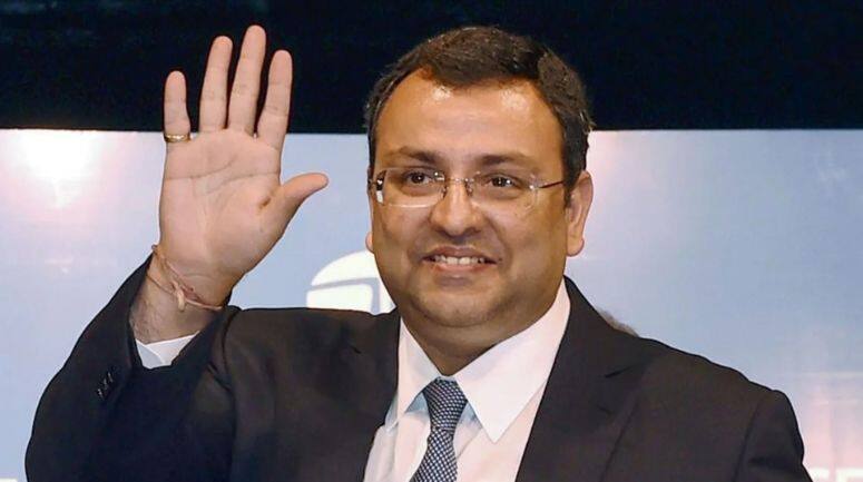 टाटा संस के पूर्व चेयरमैन 54 साल साइरस मिस्त्री की 4 सितंबर को एक कार दुर्घटना में मौत हो गई थी। देश के बड़े नेताओं और बिजनेसमैन ने "व्यापारी समुदाय को हुई बड़ी क्षति" पर शोक जताया है।
