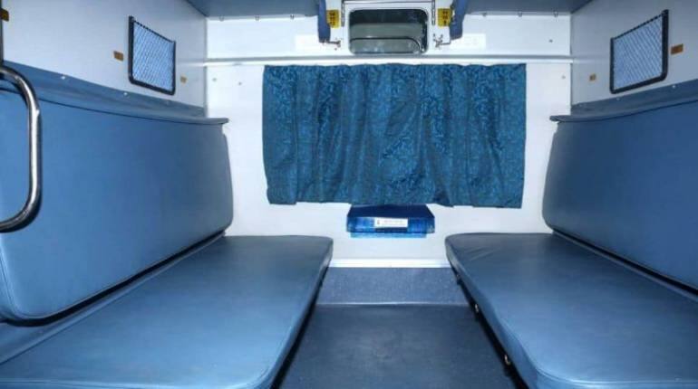 Indian Railways: वेटिंग टिकट के कन्‍फर्म होने का कितना है चांस? जानिए स्टेप-बाय-स्टेप प्रोसेस