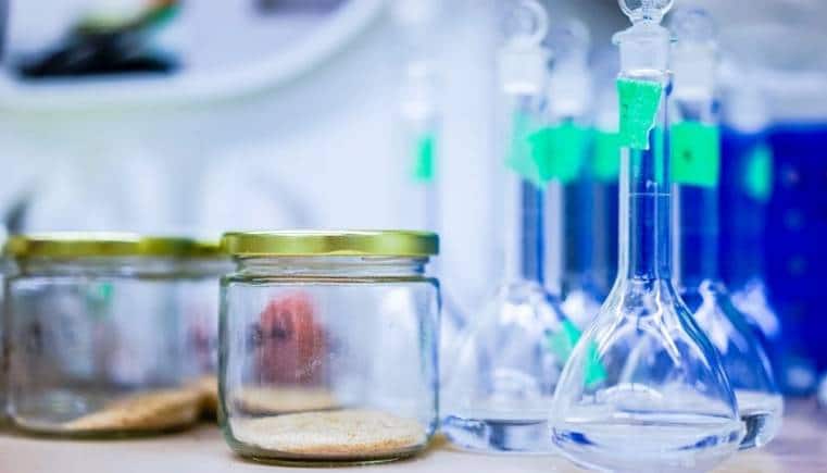 Multibagger Stock: Pidilite के निवेश वाली इस केमिकल कंपनी ने दिया तगड़ा रिटर्न, 9 महीने में ही पैसे डबल से भी ज्यादा