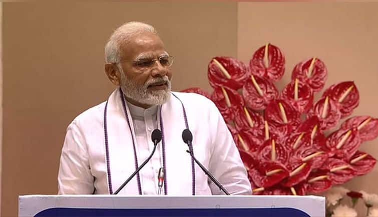 PM मोदी ने अपने बर्थडे पर लॉन्च की नई नेशनल लॉजिस्टिक पॉलिसी, कहा- 'मैन्युफैक्चरिंग हब के रूप में उभर रहा भारत'