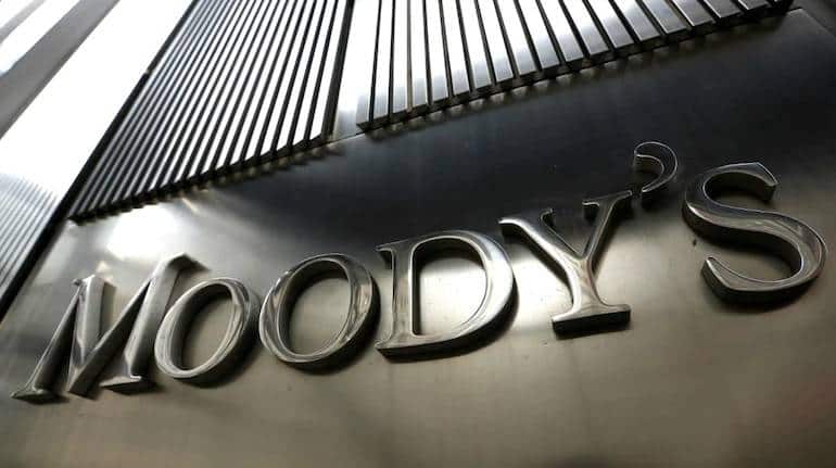 Moody's ने Adani Green का आउटलुक किया निगेटिव, जानिए दूसरी कंपनियों को दी क्या रेटिंग