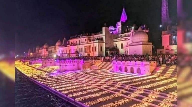 Deepotsav In Ayodhya पहली बार दीपोत्सव में शिरकत करेंगे पीएम मोदी 15 लाख दीयों से जगमगाएगी राम 4708