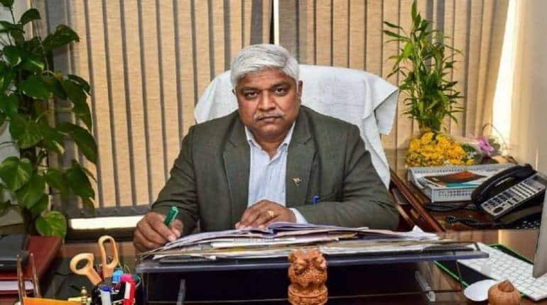 हिंदू धर्म पर दिए विवादित बयान के बाद केजरीवाल सरकार में मंत्री राजेंद्र पाल गौतम ने दिया इस्तीफा हिंदू धर्म पर दिए विवादित बयान के बाद केजरीवाल सरकार में मंत्री राजेंद्र पाल गौतम ने दिया इस्तीफा