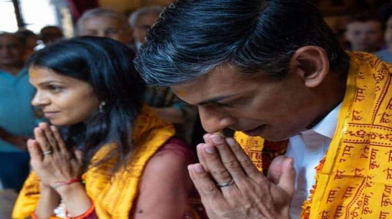 Rishi Sunak: भारतीय मूल के पहले ब्रिटिश प्रधानमंत्री को 'भगवत गीता' से है खास लगाव, 'कृष्ण भक्त' ऋषि सुनक के बारे में जानें बड़ी बातें