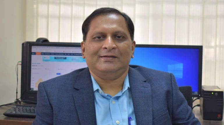 Daily Voice-मार्केट कंसोलिडेशन के दौर में, घरेलू खपत आधारित कंपनियों और फाइनेंशियल थीम में कमाई के मौके