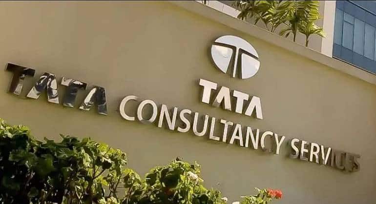 TCS Q2 result: मुनाफा 8% बढ़कर 10465 करोड़ रुपए रहा, 8 रुपये प्रति शेयर डिविडेंड का भी ऐलान