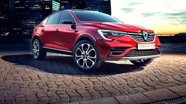 रिपोर्ट की मानें तो रेनॉल्ट अर्काना (Renault Arkana) दिवाली से पहले ही 15 अक्टूबर तक लॉन्च होने जा रही है। यह डीजल कार हो सकती है, जो 1493cc इंजन से लैस होगा। भारत में इस कार को लगभग 20 लाख रुपये (एक्स शोरूम) में लॉन्च किया जा सकता है। ये एक 5 सीटर SUV होगी जो बेहतरीन एयरोडायनमिक रोड प्रेजेंस के साथ दस्तक देगी। कंपनी इसको मैनुअल और ऑटोमैटिक दोनों ट्रांसमिशन के साथ लॉन्च करेगी।