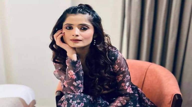Vaishali Takkar Suicide: 'इंटीमेट तस्वीरें वायरल होने का डर, शादी टूटने का खौफ' दोस्तों ने बताया क्यों डिप्रेशन में थीं वैशाली ठक्कर Vaishali Takkar Suicide: 'इंटीमेट तस्वीरें वायरल होने का डर, शादी टूटने का खौफ' दोस्तों ने बताया क्यों डिप्रेशन में थीं वैशाली ठक्कर