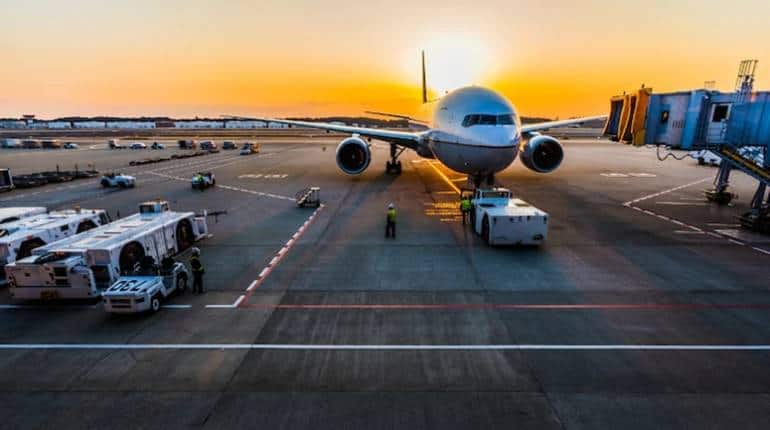 फ्लाईट के लिए मुंबई एयरपोर्ट की बजाय जाना पड़ेगा नवी मुंबई, Adani Group का ये है पूरा प्लान