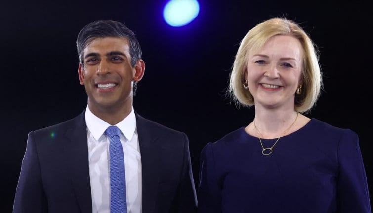 Freebies के चंगुल में फंस गया ब्रिटेन! क्या 'Trussonomics' की नाकामी के बाद अब Liz Truss की होगी विदाई?