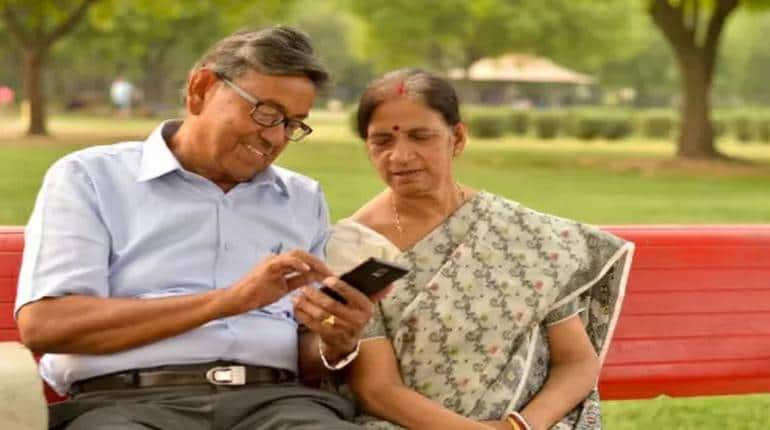 ये 10 बैंक सीनियर सिटीजन को दे रहे हैं FD पर सबसे ज्यादा ब्याज, चेक करें लिस्ट
