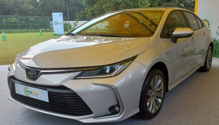 Toyota Altis 2014 Matic Cash: Pilihan Cerdas untuk Kendaraan Keluarga dan Profesional