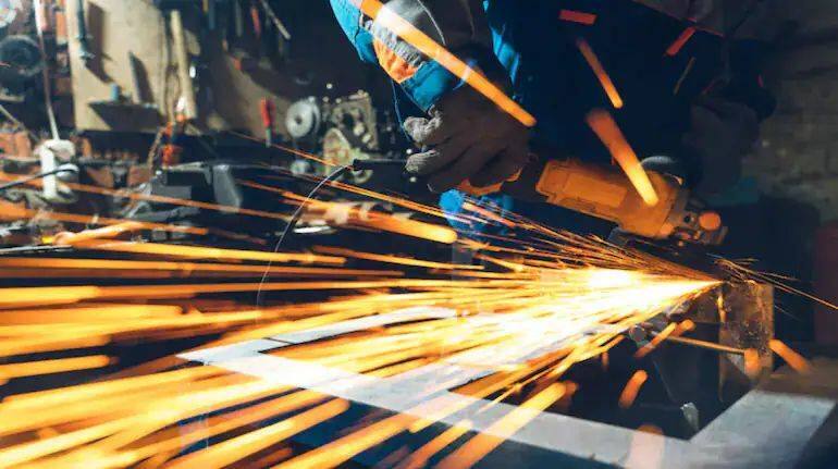 Core Sector Output: देश के 8 प्रमुख सेक्टर्स के उत्पादन में सुस्ती, अक्टूबर में 0.1% रही ग्रोथ रेट