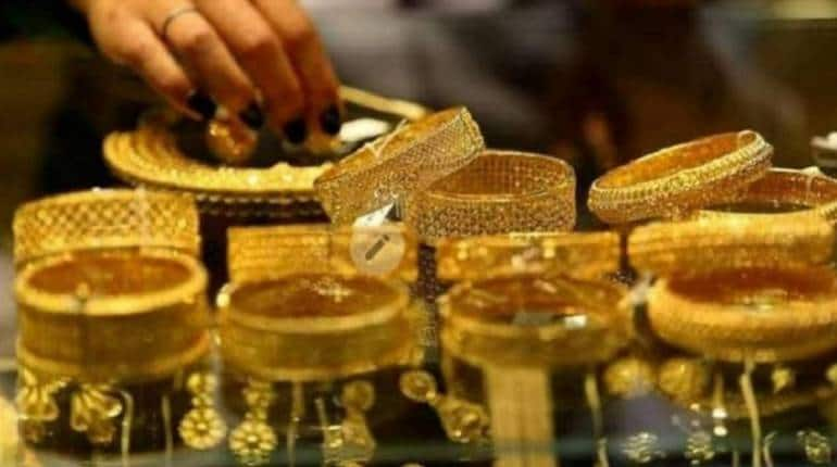 Gold Silver Price: 10 ग्राम सोने का भाव 56,148 रुपये, इस साल 64000 पहुंच सकता है गोल्ड – Gold Silver rate 10th January 2023 gold price reaching its new peak above 56000 will reach 64000 this year said expert