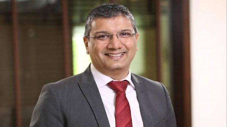 बाजार पर वेट एंड वॉच का नजरिया, बैंक-फाइनेंशियल और ऑटो में नजर आ रहे कमाई के मौके: मिहिर वोरा बाजार पर वेट एंड वॉच का नजरिया, बैंक-फाइनेंशियल और ऑटो में नजर आ रहे कमाई के मौके: मिहिर वोरा