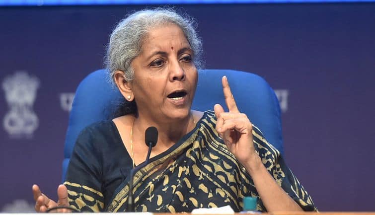 Union Budget 2023: PPF में निवेश करने वालों के लिए होगा बड़ा ऐलान, नौकरीपेशा लोगों को होगा खास फायदा Union Budget 2023: PPF में निवेश करने वालों के लिए होगा बड़ा ऐलान, नौकरीपेशा लोगों को होगा खास फायदा