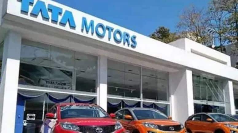 Tata Motors ने बिक्री में लगातार दूसरे महीने महिंद्रा और ह्युंडई को पीछे छोड़ा