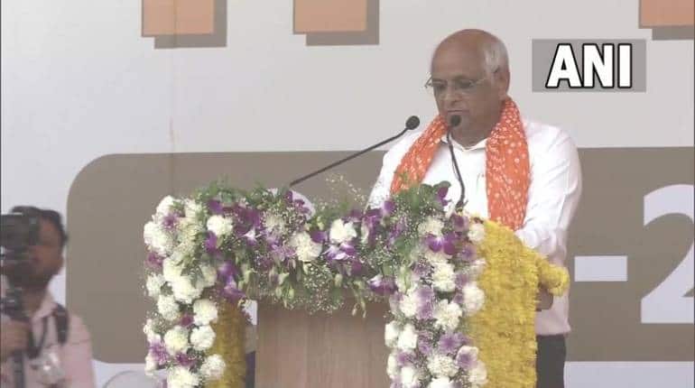 Bhupendra Patel: भूपेंद्र पटेल ने फिर संभाली गुजरात की कमान, दूसरी बार ली मुख्यमंत्री पद की शपथ
