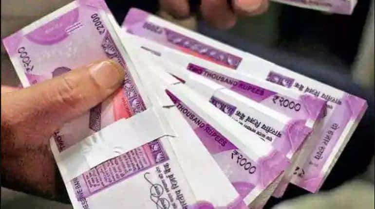 7th Pay Commission: नए साल में सरकारी कर्मचारियों की बढ़ सकती है सैलरी, DA एर‍ियर पर बड़ा अपडेट