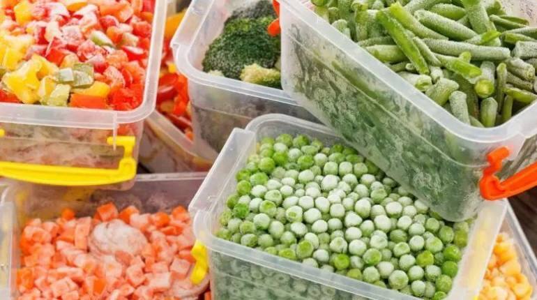 Health Tips:  फ्रिज में रखते हैं ये सामान, सेहत के लिए है जहर, आज ही फेंक दे