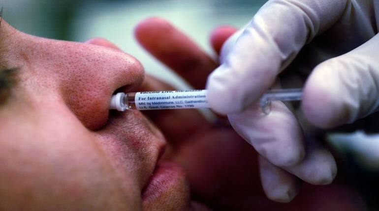 Nasal Vaccine: भारत बायोटेक की नेजल वैक्सीन को मिली मंजूरी, निजी अस्पतालों में लगवा सकेंगे बूस्टर डोज Nasal Vaccine: भारत बायोटेक की नेजल वैक्सीन को मिली मंजूरी, निजी अस्पतालों में लगवा सकेंगे बूस्टर डोज