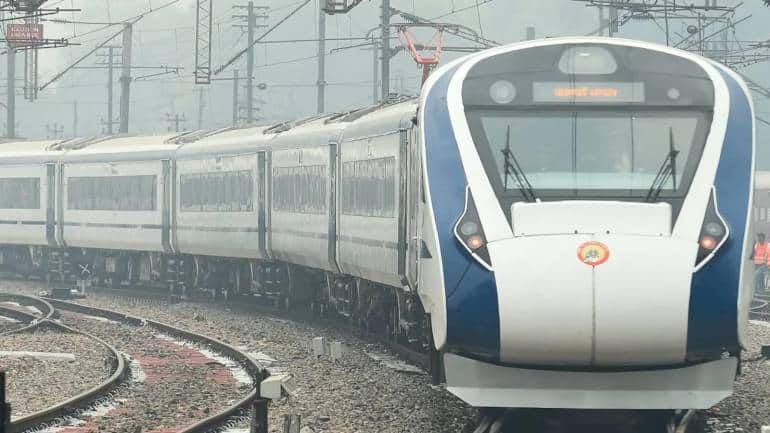 Budget 2023 : रेल यात्रियों को मिल सकता है कई तेज रफ्तार ट्रेनों का तोहफा Budget 2023 : रेल यात्रियों को मिल सकता है कई तेज रफ्तार ट्रेनों का तोहफा