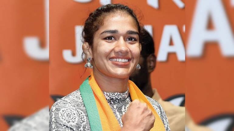 Wrestlers Protest: 'ये लड़ाई दीदी स्मृति ईरानी से नहीं...' पहलवान बबीता फोगाट ने कांग्रेस को दी नसीहत Wrestlers Protest: 'ये लड़ाई दीदी स्मृति ईरानी से नहीं...' पहलवान बबीता फोगाट ने कांग्रेस को दी नसीहत