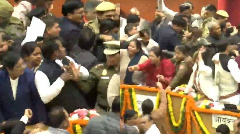 MCD Mayor Election Live: आज नहीं होगा दिल्ली MCD मेयर का चुनाव, भारी हंगामे के बाद सदन की कार्यवाही स्थगित, AAP-BJP पार्षदों के बीच जमकर हुई हाथापाई