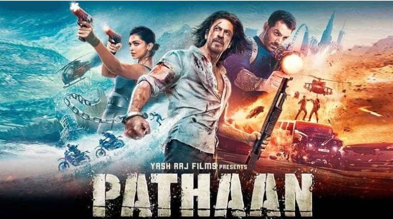 Pathaan Box Office: शाहरुख खान की 'पठान' ने रचा इतिहास, पहले दिन कमाई के तोड़े सभी रिकॉर्ड, KGF 2 और War को चटाई धूल
