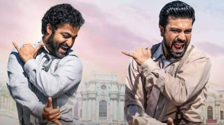 RRR के गाने 'नाटु-नाटु' को मिला गोल्डन ग्लोब अवार्ड, थियेटर्स में पब्लिक ने किया जमकर डांस RRR के गाने 'नाटु-नाटु' को मिला गोल्डन ग्लोब अवार्ड, थियेटर्स में पब्लिक ने किया जमकर डांस