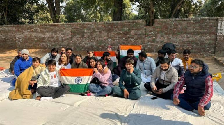 Wrestlers Protest: भारतीय कुश्ती महासंघ के अध्यक्ष बृजभूषण सिंह के खिलाफ क्यों प्रदर्शन कर रहे हैं बजरंग पूनिया, विनेश फोगाट जैसे बड़े पहलवान? Wrestlers Protest: भारतीय कुश्ती महासंघ के अध्यक्ष बृजभूषण सिंह के खिलाफ क्यों प्रदर्शन कर रहे हैं बजरंग पूनिया, विनेश फोगाट जैसे बड़े पहलवान?