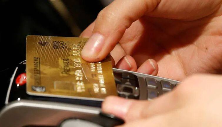 SBI Cards का शुद्ध मुनाफा 32% बढ़कर ₹509 करोड़ पर पहुंचा, NIM अबतक के सबसे निचले स्तर पर आया SBI Cards का शुद्ध मुनाफा 32% बढ़कर ₹509 करोड़ पर पहुंचा, NIM अबतक के सबसे निचले स्तर पर आया