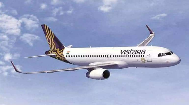 Vistara की फ्लाइट में हाईवोल्टेज ड्रामा! नशे में धुत महिला यात्री ने उतारे कपड़े, बीच हवा में एयर होस्टेस से की मारपीट