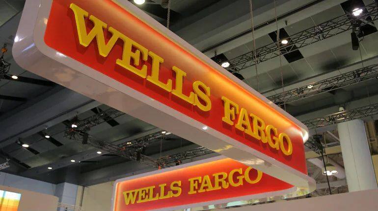 Wells Fargo ने अपने इंडिया वाइस-प्रेसिडेंट Shankar Mishra को नौकरी से निकाला, एयर इंडिया की फ्लाइट में महिला यात्री पर किया था पेशाब Wells Fargo ने अपने इंडिया वाइस-प्रेसिडेंट Shankar Mishra को नौकरी से निकाला, एयर इंडिया की फ्लाइट में महिला यात्री पर किया था पेशाब